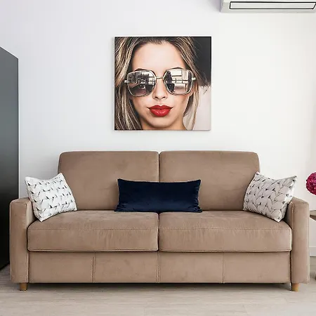 2 Bedroom Luxury Sea View Terrace Apartament *