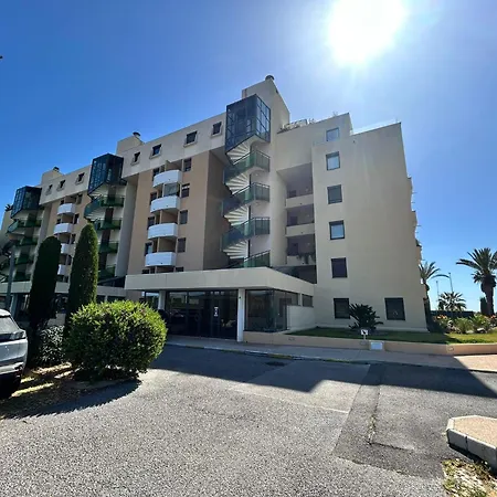 2 Bedroom Luxury Sea View Terrace Apartament Cannes